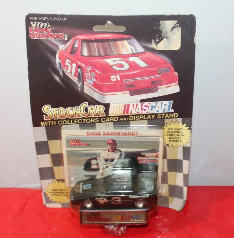 25+ NASCAR Diecast Racing Cars 1:64 Scale 1990 Vehicle Year for