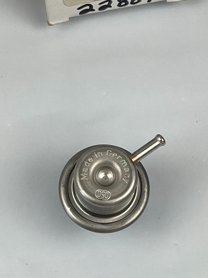 Regulador de presión de inyección de combustible intermotor 22887 xref. OE # 0280160587 Foto 4 de 4