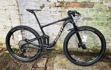 Giant Anthem Advanced Pro 1, size Medium, 29” Full Suspension XC Mountain Bike