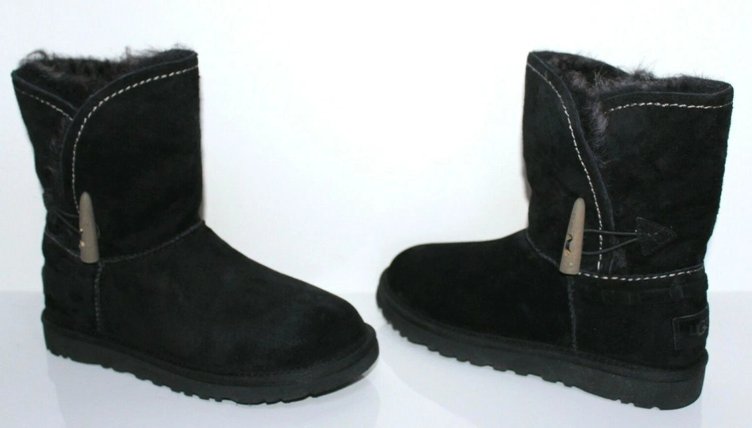 Ugg Australia 1008043 Stivali da donna corti in pelle di pecora scamosciata prato nero 6