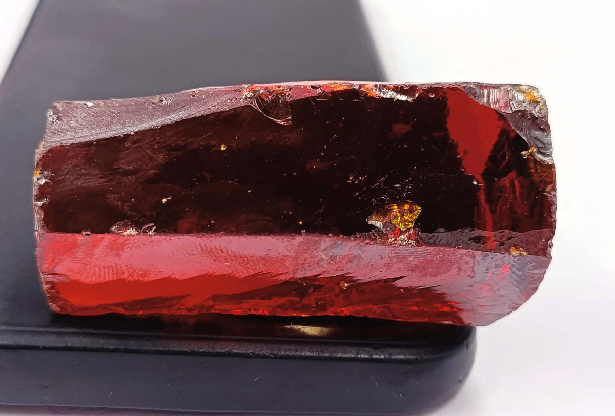 Rough zircon for clearance sale