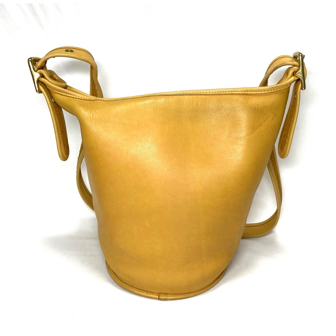 Vintage COACH #9953 Helen's Legacy Medium Duffle Bucket Bag Vintage COACH #9953 Helen's Legacy Medium Duffle Bucket Bag