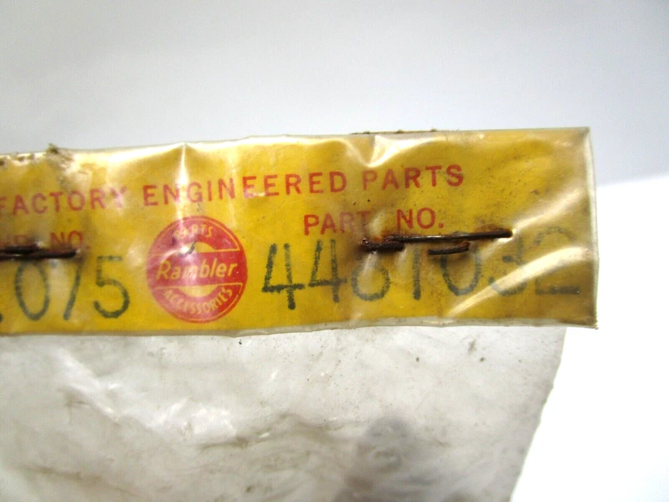 AMC NOS AMERICAN MOTORS 1964 RAMBLER MODELO 15 16 18 660 BISEL LATERAL DERECHO 4481032 Foto 4 de 4