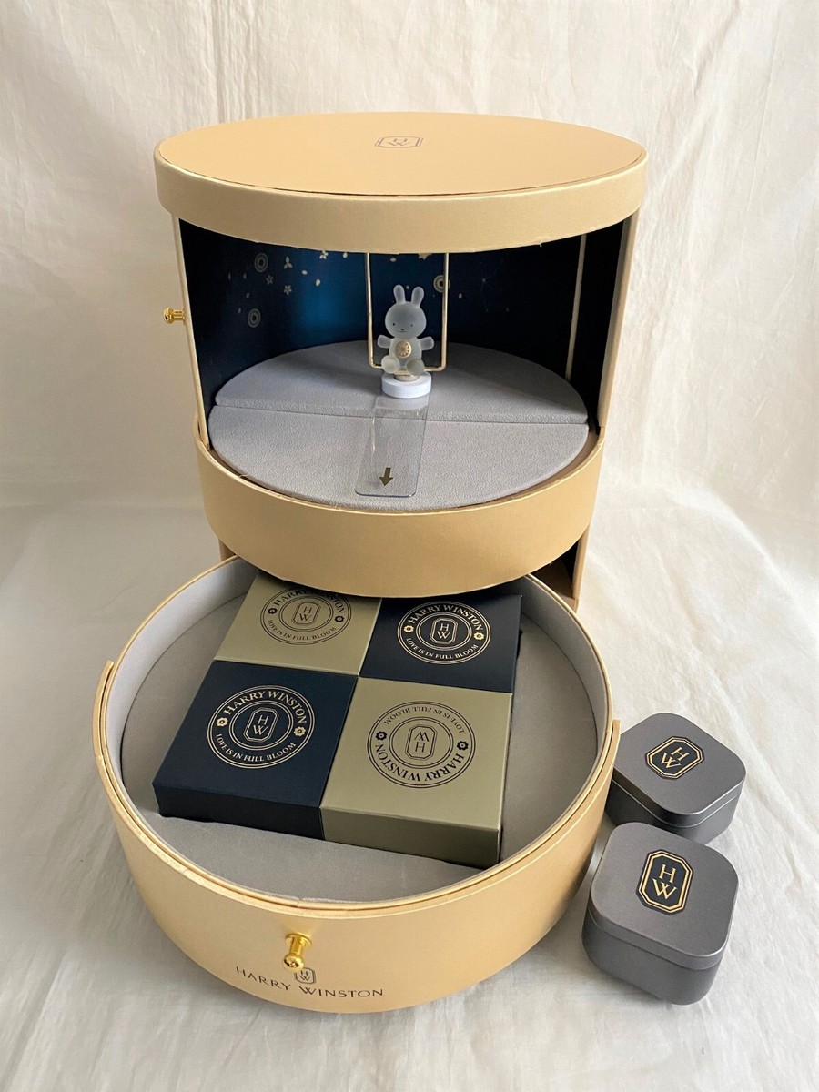 HARRY WINSTON ウォッチケース Harry Winston 2021 rabbit jewel box for avenue ocean