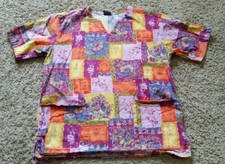 Barco Uniforms Scrub Shirt size small S - colorful/short sleeve/pockets