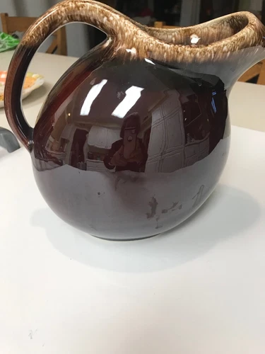 Vintage Hull Oven Proof USA Brown Drip Glaze Pottery Pitcher w/Ice Lip 2 Quart