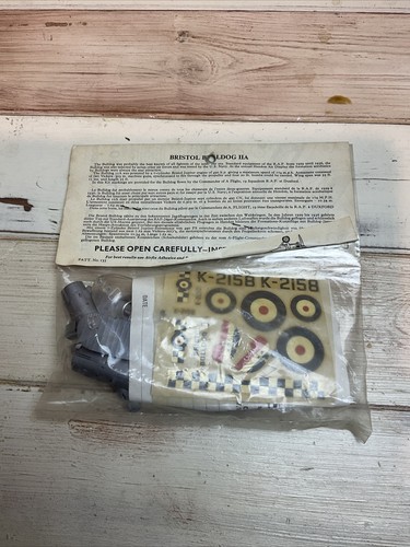 AIRFIX #135 BRISTOL BULLDOG, 1:72 Scale, 1973 Vintage Kit. - Picture 2 of 2
