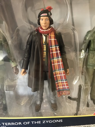 DOCTOR WHO U.N.I.T 1975 TERROR OF THE ZYGONS COLLECTOR FIGURE SET UK 4th DR ERA - Picture 3 of 7