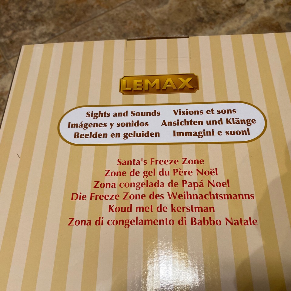 Lemax Santa's Freeze Zone Animated Holiday Village Carnival Midway Ride