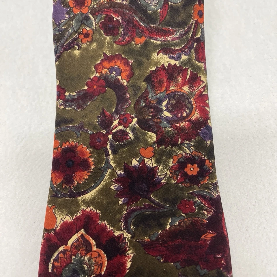 Corbata de seda con flores Emanuel Ungaro roja, azul, verde hecha en Italia Foto 2 de 3