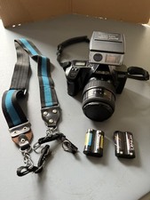 Minolta 3000i 35mm Camera With 80-200mm Zoom Lens-Batteries Strap