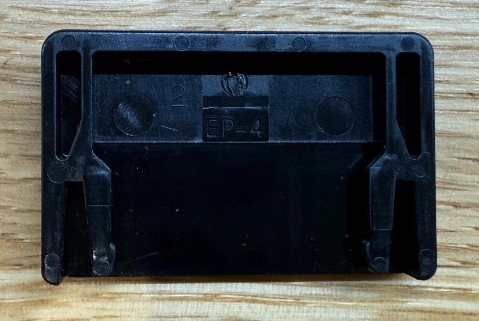 Olympus Eyepiece Viewfinder Cover for E-400,E-410,E-500,E-510 DSLR Cameras EP4 - Image 3 of 4