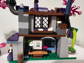 LEGO Elves: Magic Rescue from the Goblin Village (41185) Used set w/box & manual