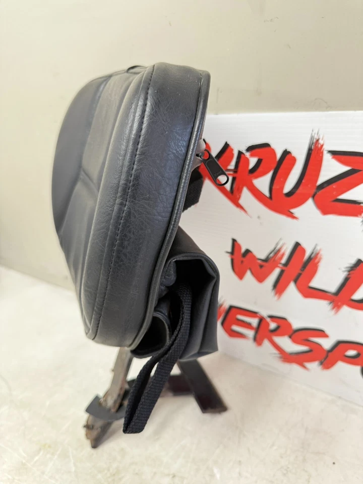 Almohadilla de respaldo Honda Goldwing GL1800 Utopia 2002 con bolsa y soporte MTG Foto 4 de 4