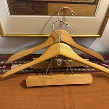 Vtg Lot Of 2 18  Hangers 1 Setwell Wooden Suit Valet Hanger  1 Bel-man