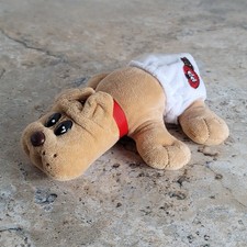 HASBRO POUND PUPPIES NEWBORN DOG PLUSH WITH EMBROIDERED DIAPER