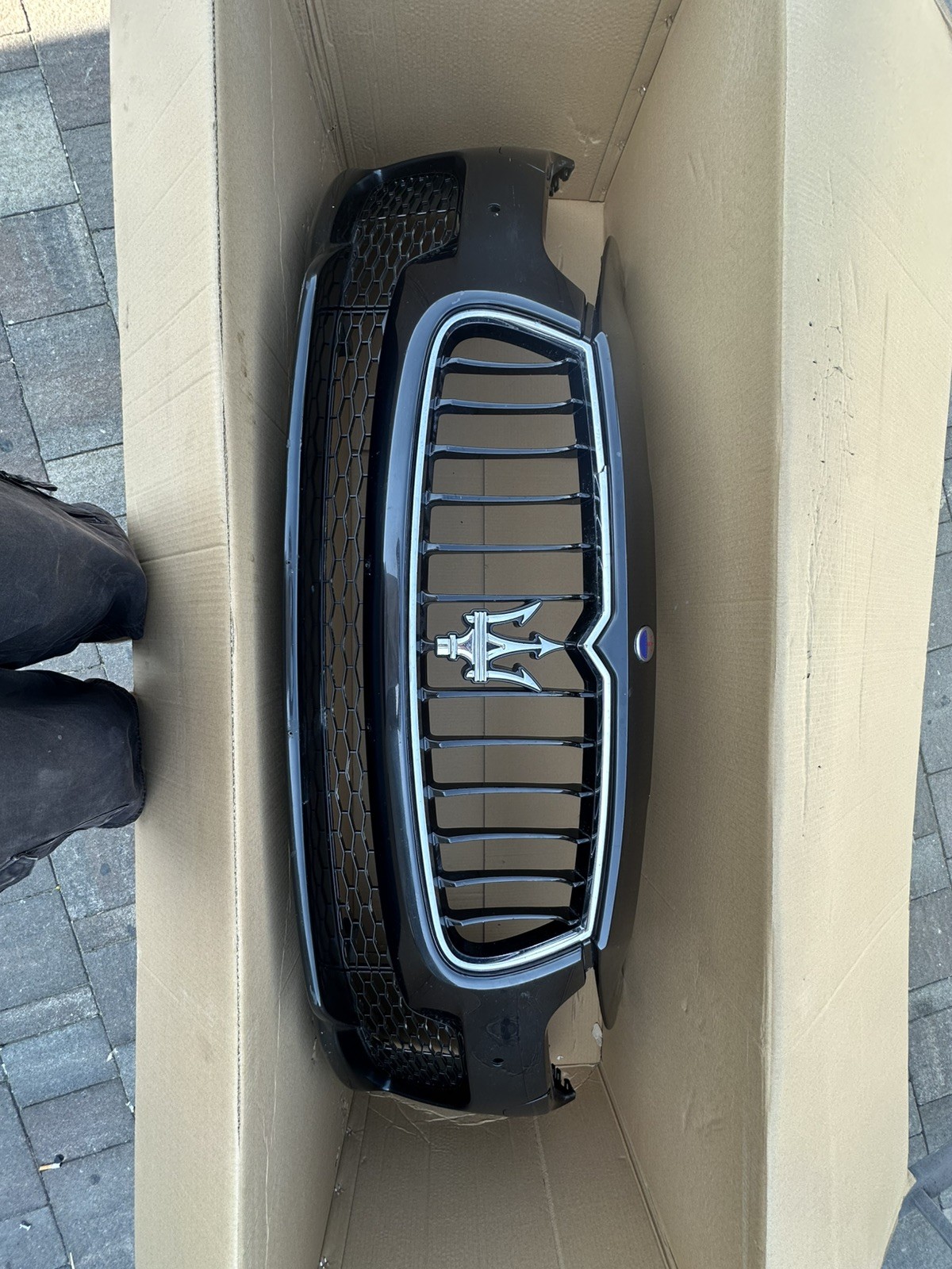 MASERATI GHIBLI 14/16 PARAURTO ANTERIORE e POSTERIORE, FANALI ANTERIORI DX,SX.