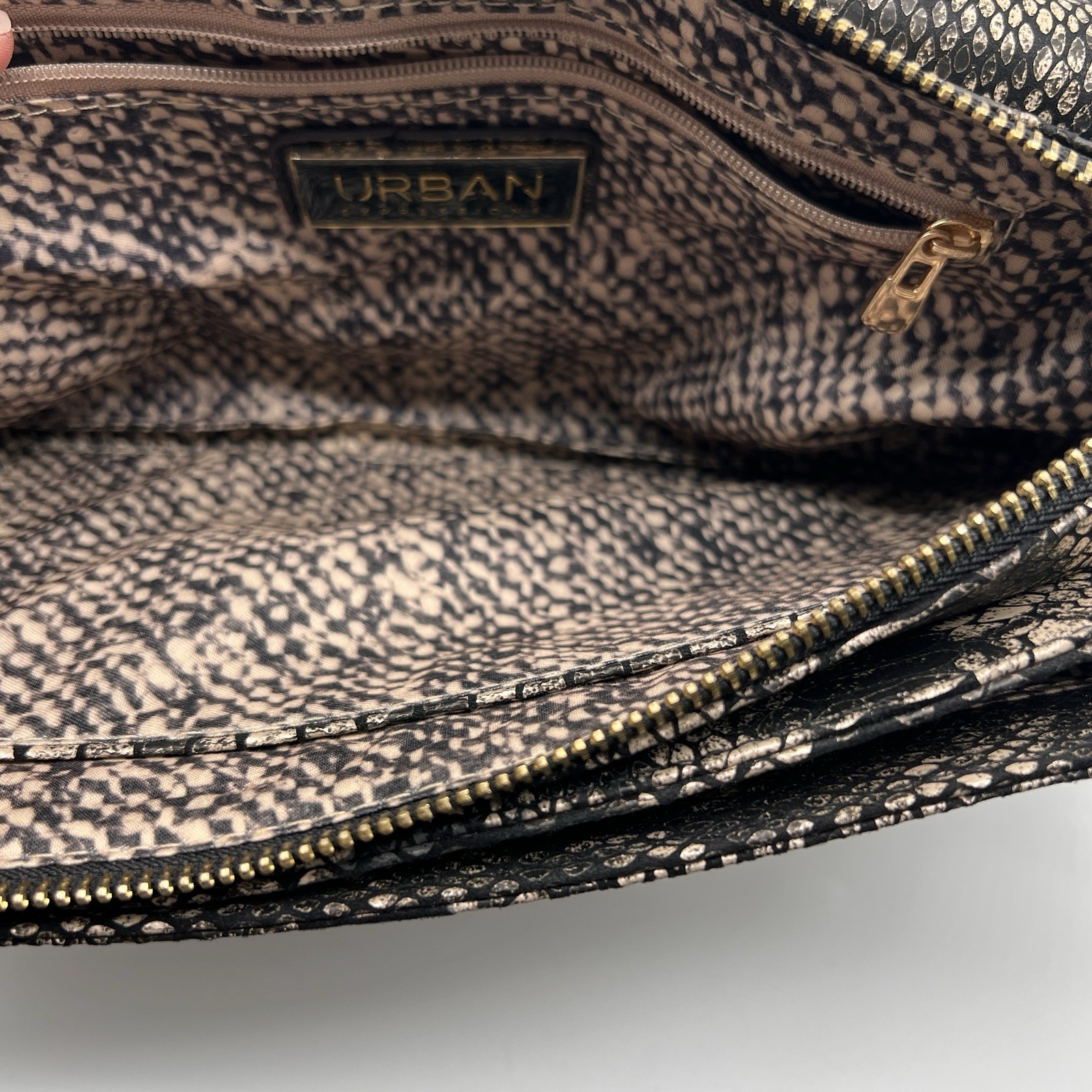 URBAN EXPRESSIONS Metallic Python Print Envelope … - image 6