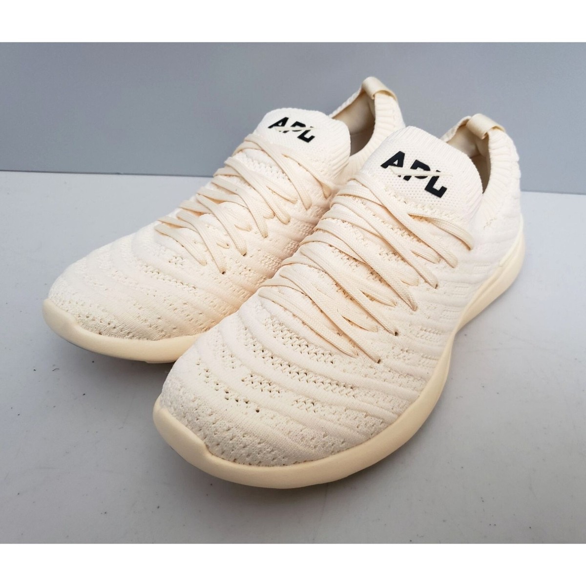 APL Techloom Wave Hybrid Running Shoe Cream Womens Size 7 37