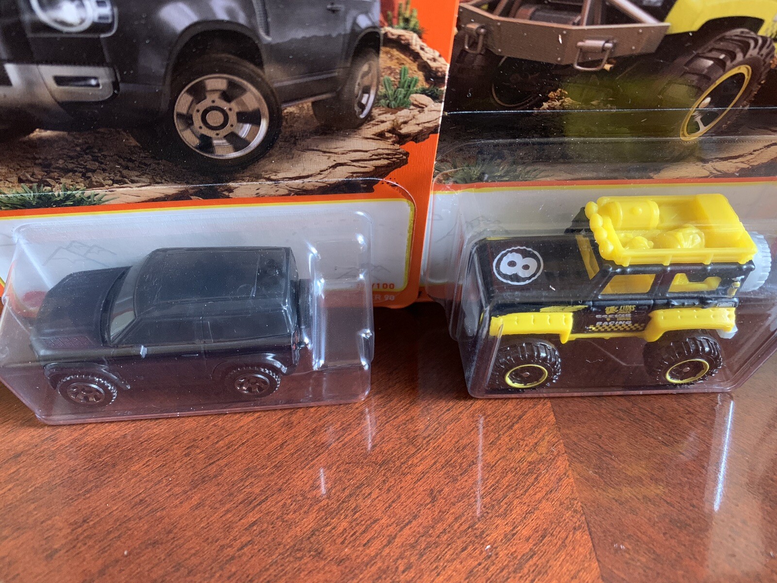 Matchbox Set Of 2020 Land Rover Defender 90 & Dune Dog