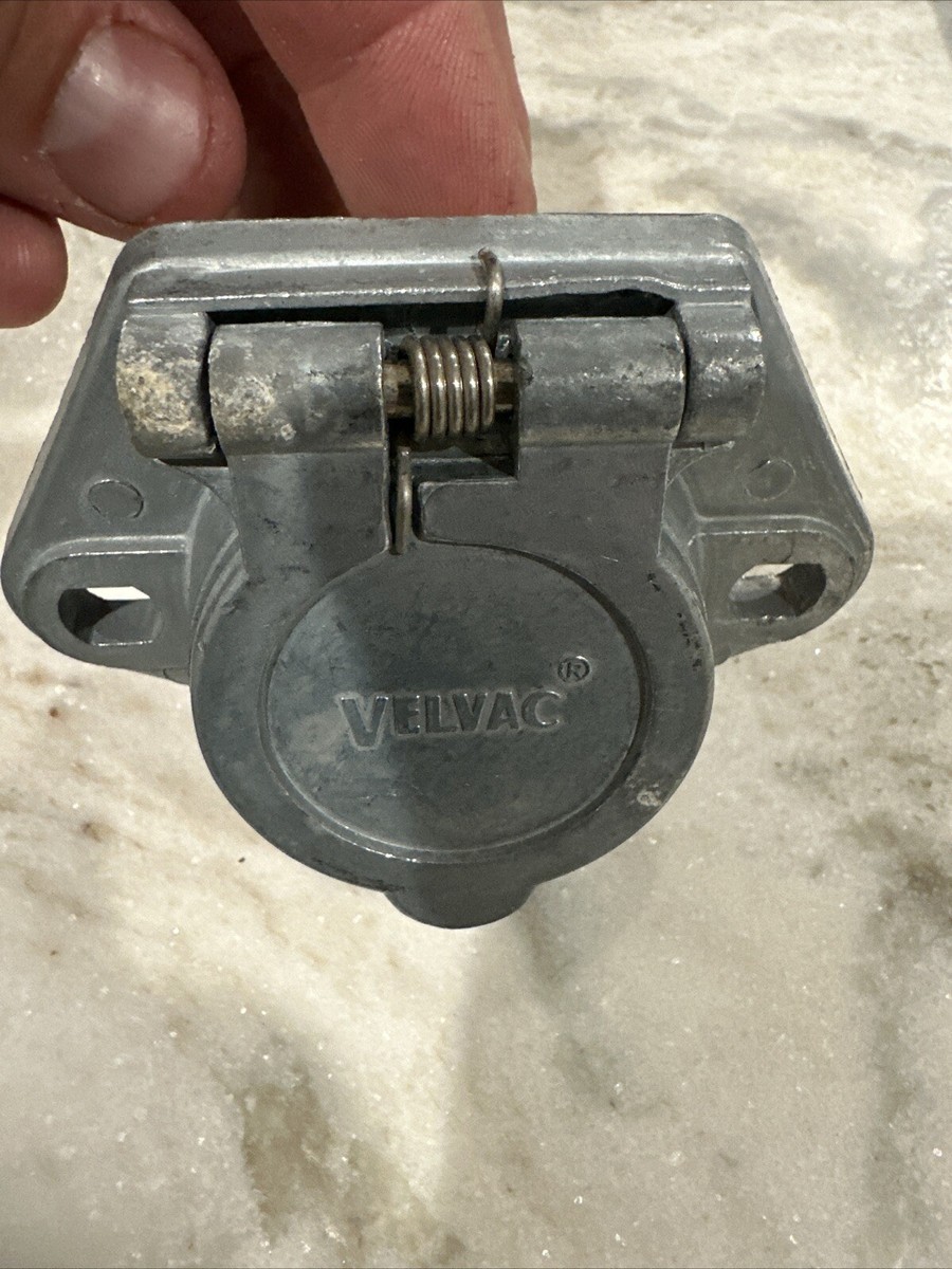Velvac - 593084 - 7-Way Socket With Split Pins. | eBay