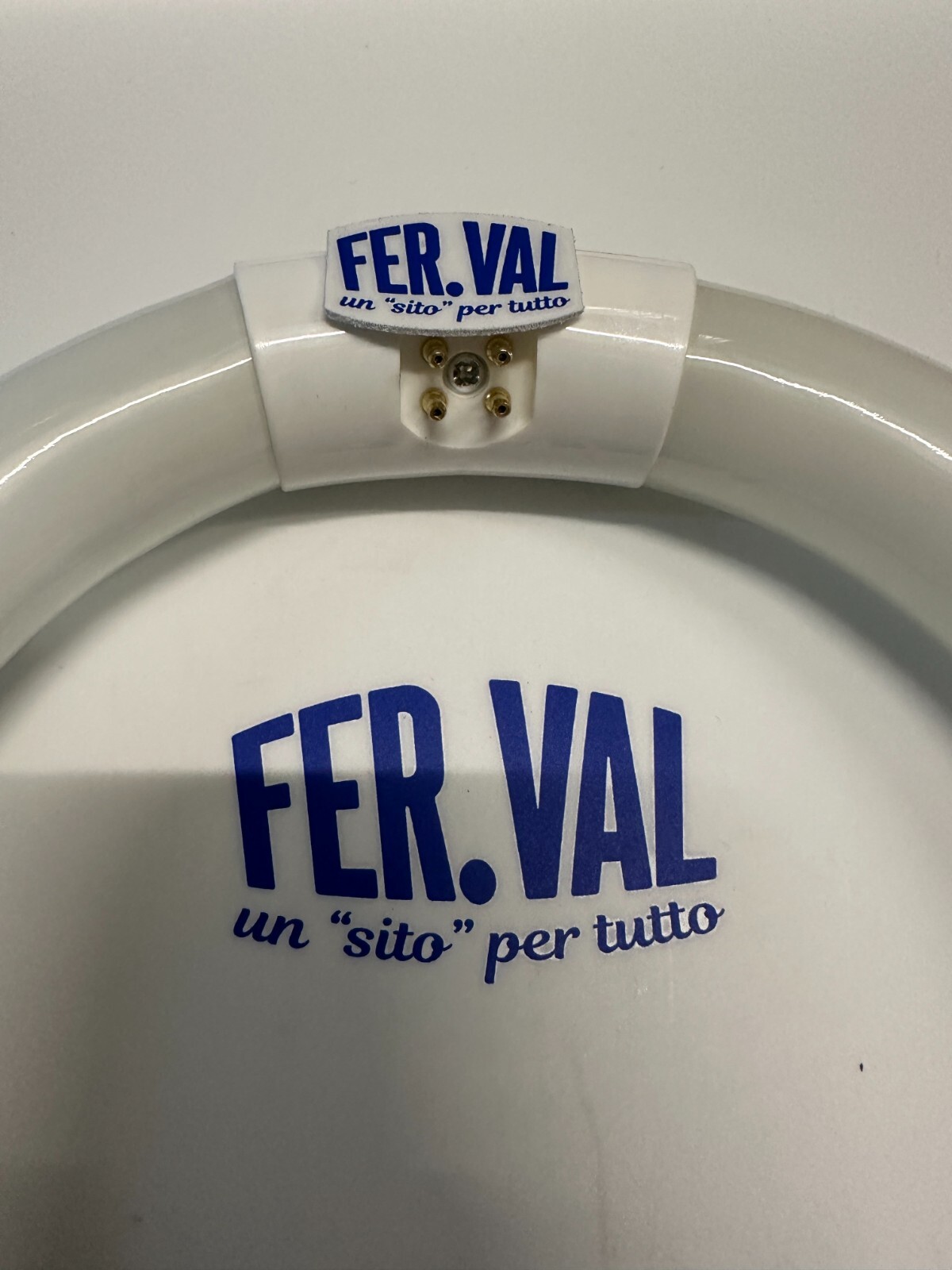 Foto 6 di 11