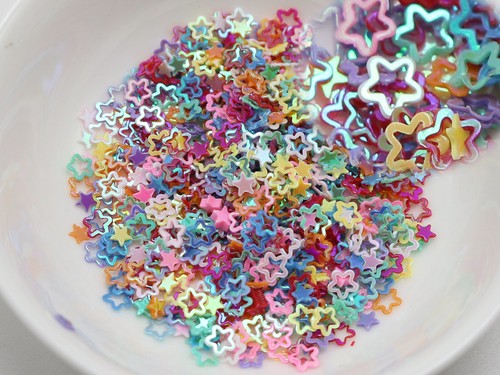 30Gram Mixed Color Hollow Flower Sequins Loose Tiny Tips 4mm Nail Art Tips - Picture 2 of 6