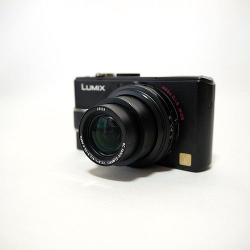 Panasonic LUMIX DMC-LX2 Black Compact Digital Camera 4x Zoom w/Box Accessories - Picture 3 of 8