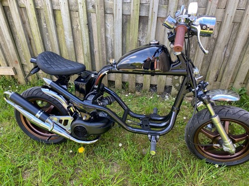 CUSTOM BUILT YAM CHOP SCOOTER - YAMAHA AEROX 50 / 120cc PROFESSIONALLY BUILT - Picture 7 of 17