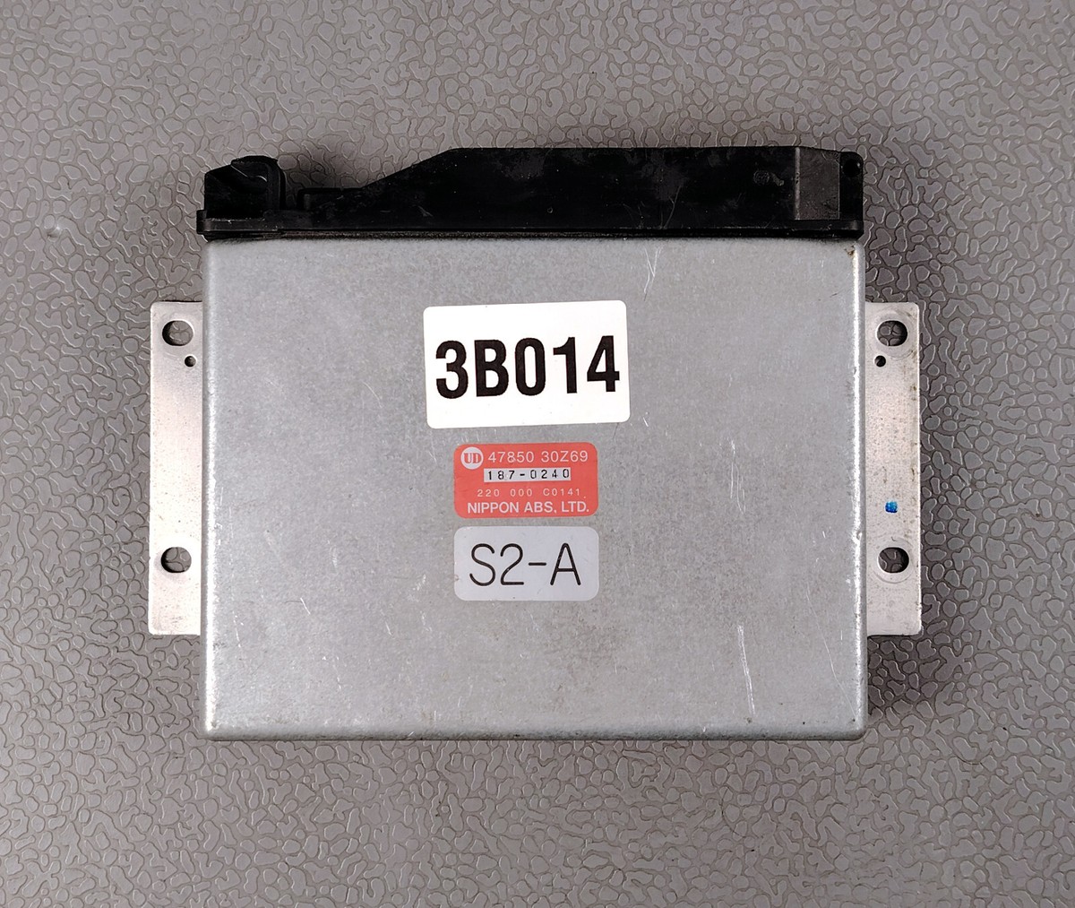 その他 NISSAN RM-50SAMC-K ACTUATOR & ECU ASSY-ANTISKID 476605RC0C | Nissan Parts
