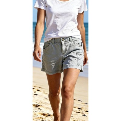 Eddie Bauer Light Forest Green Womens Shorts - Size 8