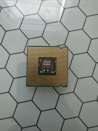 Intel Core 2 Duo E7300 2.66 GHz 2.66GHZ/3M/1066, SLAPB Socket 775 - Picture 2 of 2