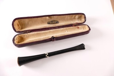 Zigarettenspitze Halter Zigarettenhalter Art-Deco schwarz Gold 9ct England Etui
