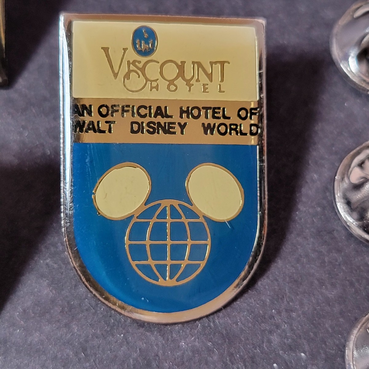 Vintage 6 Pin Set Walt Disney World Official Hotels Mickey Globe