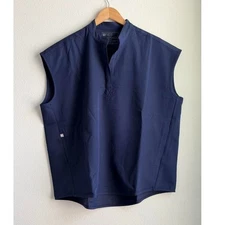 Figs Rafaela Oversized Scrub Top in Navy, Size Large