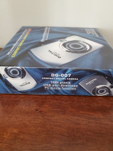 DG-007 300k Pixels Resolution 2MB Memory  Digital Camera  - Picture 2 of 6