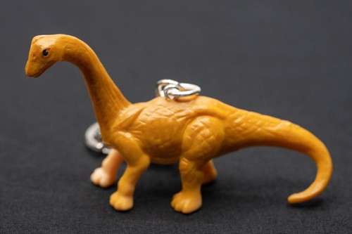 Diplodocus Keychain Charm Key Ring Dino Dinosaur Light Brown - Picture 2 of 4