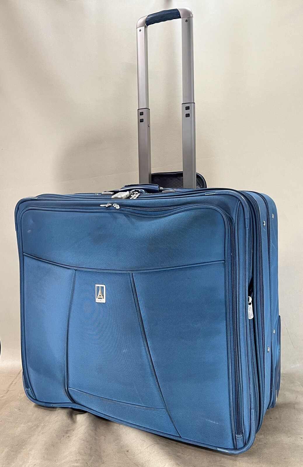 Travelpro Crew 6 Teal Blue Expandable 