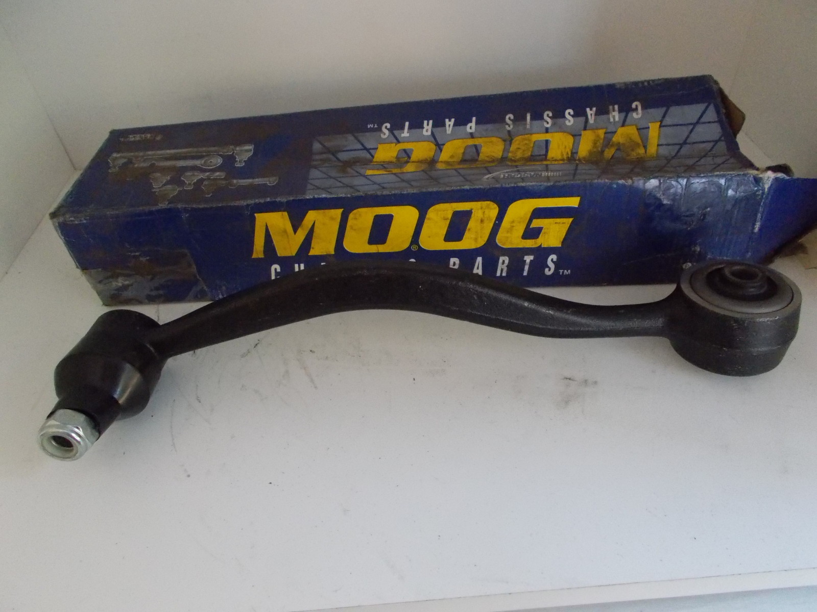 Triangle de suspension gauche pour BMW E28 E32 - Bras inférieur avant gauche 07512