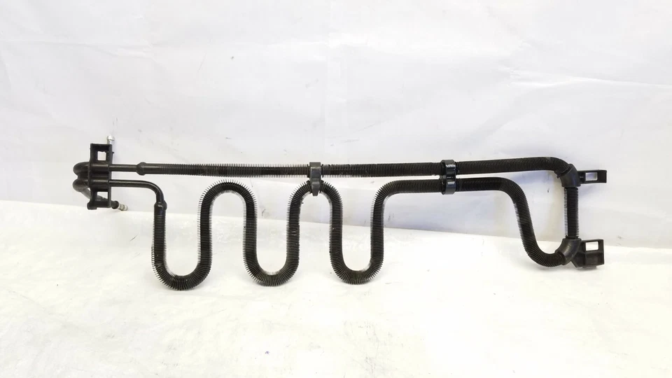 2010-2015 Mercedes-Benz X204 GLK350 Power Steering Oil Cooler A2044602024 Foto 2 de 3