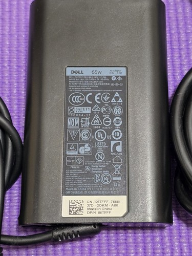 Genuine Dell 65W AC Power Adapter Charger Output: 19.5VDC 3.34A Model: HA65NM130 - Picture 2 of 12