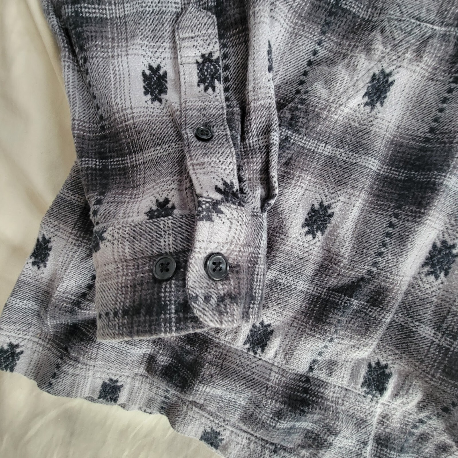 SUPREME Shadow Plaid Hooded Flannel Shirt Men’s  100% Cotton Sz SMALL-----4055