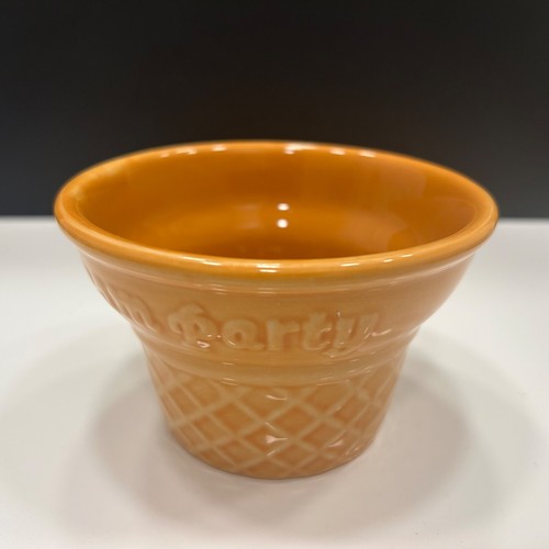 Set (4) Willams Sonoma Ceramic Ice Cream Bowls "Ice Cream Party" Series Adorable - Picture 9 of 15