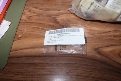 NOS Dialco Dialight red panel mount indicator 101-5030-0931-20