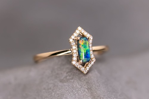 Ethereal Prism - Halo Diamond Australian Black Opal Engagement Ring 18K Gold - Picture 11 of 12