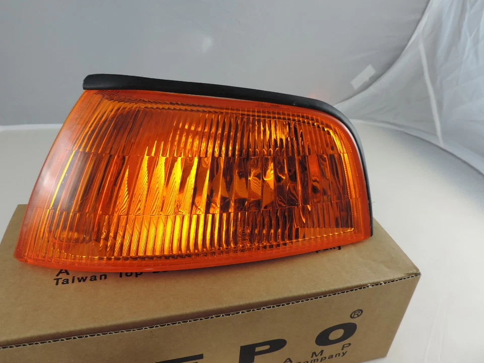 Luces de esquina ámbar cristal Mitsubishi Lancer EVO 1998 99 00 E-MARK EVO Foto 4 de 4