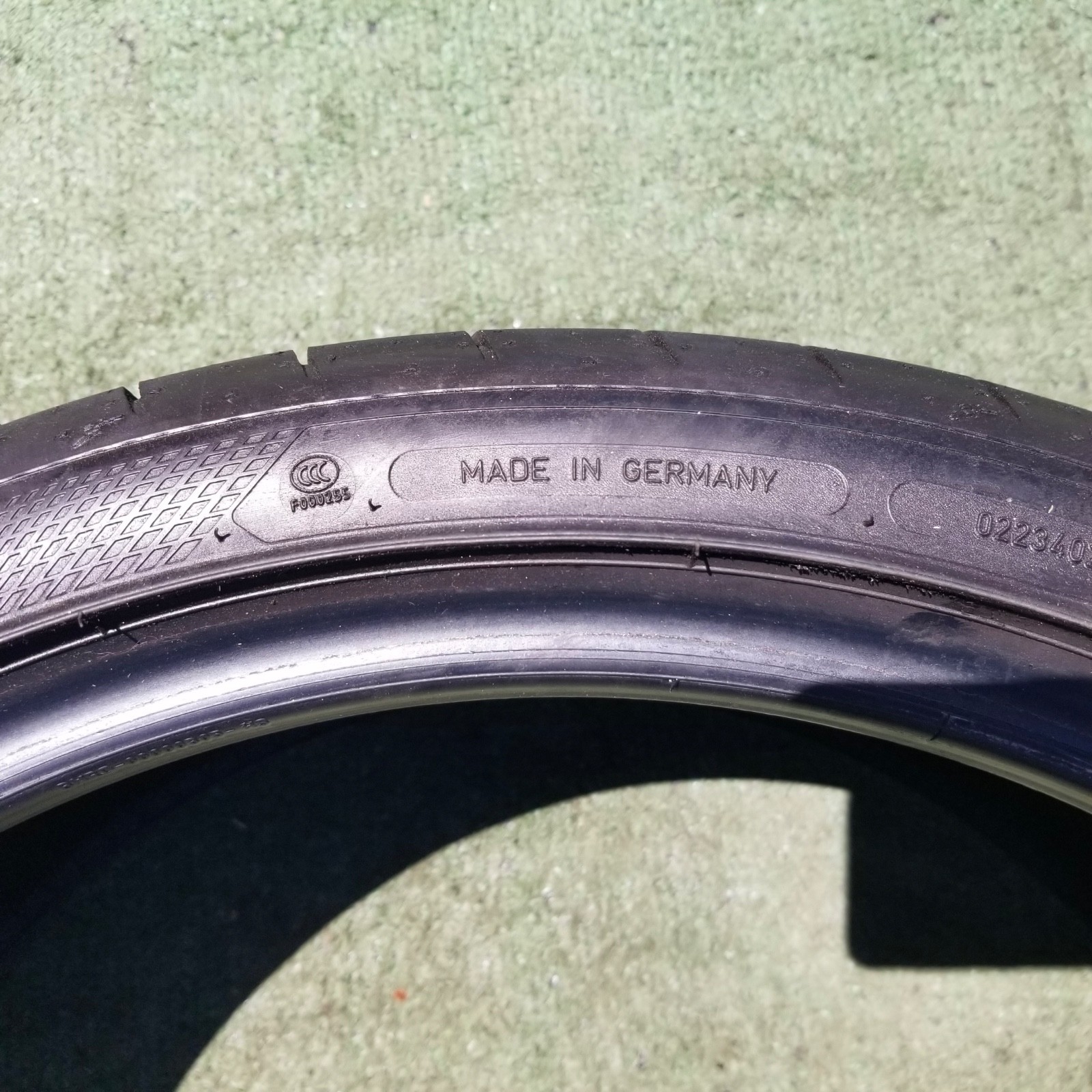 245/35R20 Goodyear Eagle F1 SuperSport Tire 245/35ZR-20 95Y Lotus LTS 100 Tread