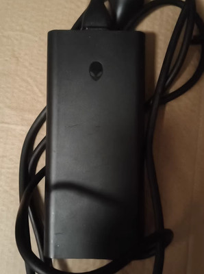 Netzteil-Adapter-Ladegerät für Alienware M16 R2 High-Performance