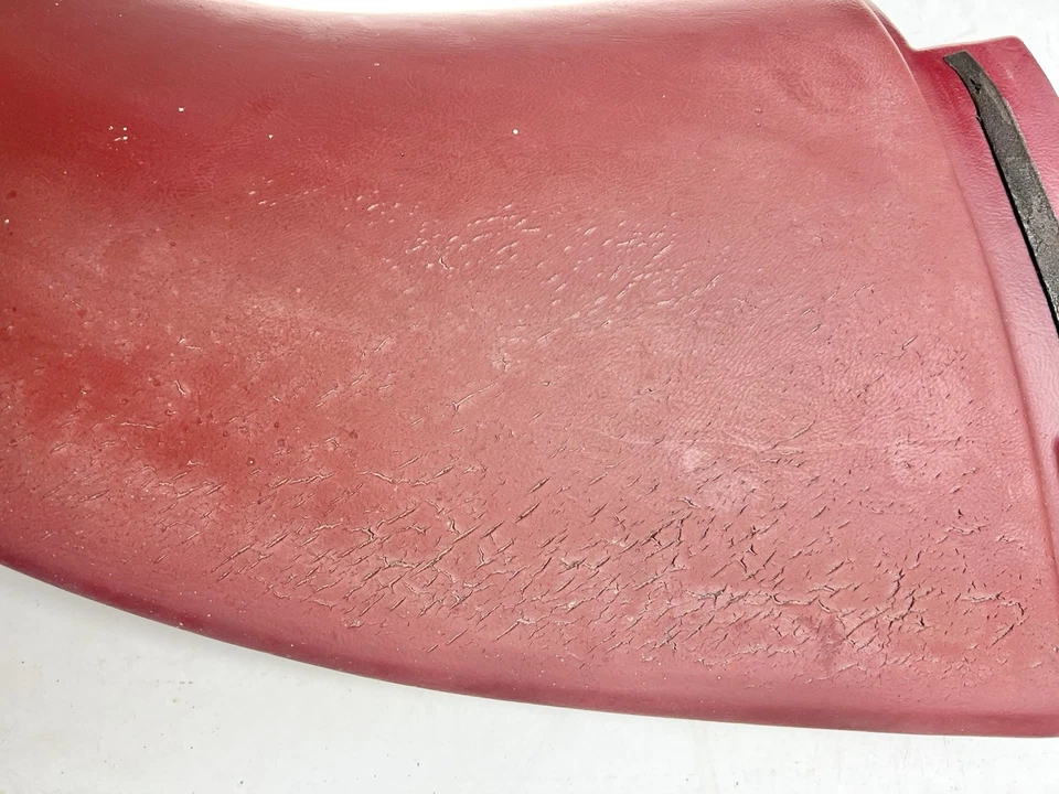 Buick Reatta 1988-1991 cupé conductor izquierdo trasero vela superior panel de ajuste rojo Burg Foto 3 de 4