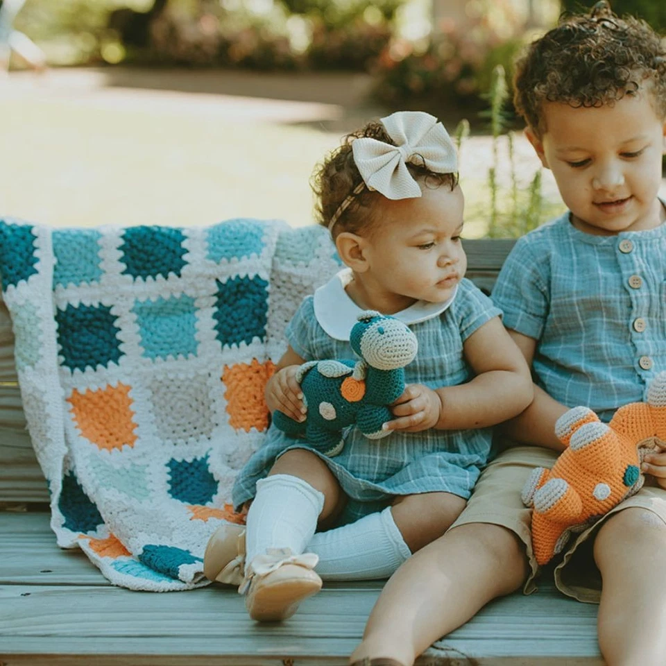 Gehäkelte Granny Square Babydecke - Bild 4 von 4